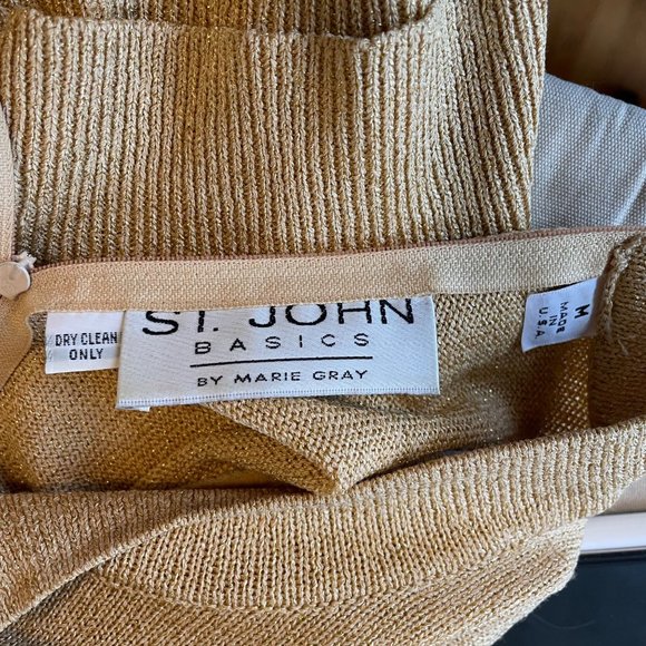 St John Basics Metallic Gold Knit Waist Length Short Sleeve Sweater Size M - Picture 4 of 4
